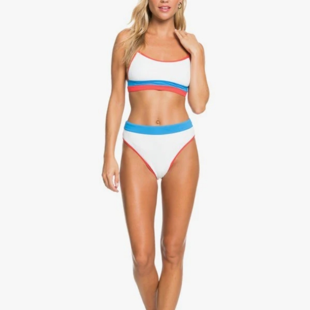 Roxy bikini hello July size small - Picture 10 of 10